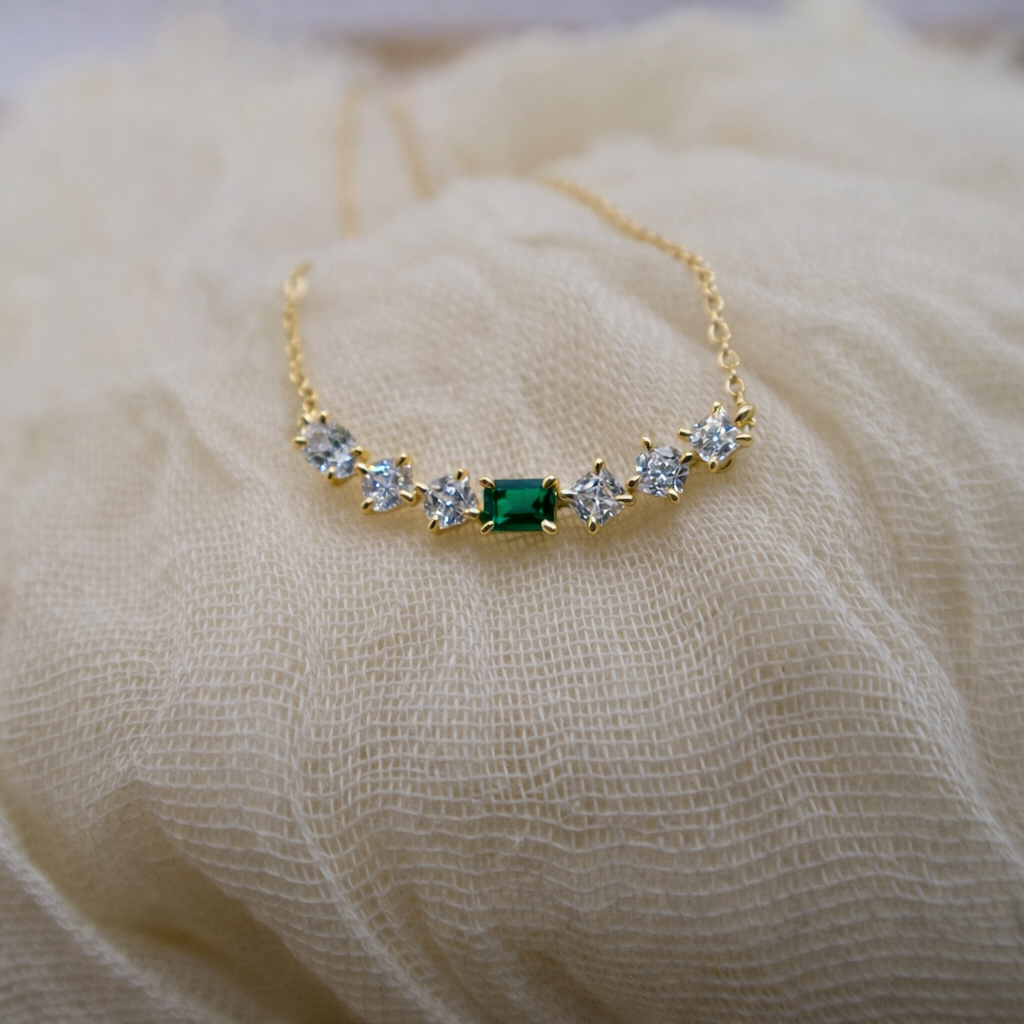 Premium Collection Petite Crystal