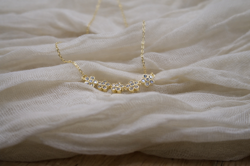 Blossom Elegance - Gold