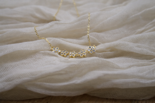 Blossom Elegance - Gold